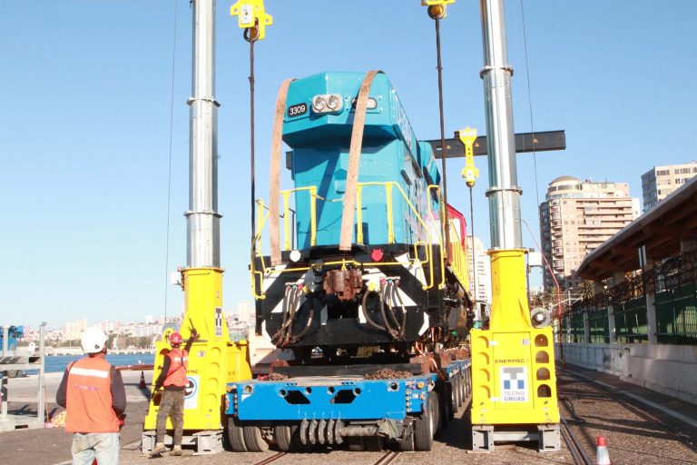 Locomotives arrival at port.