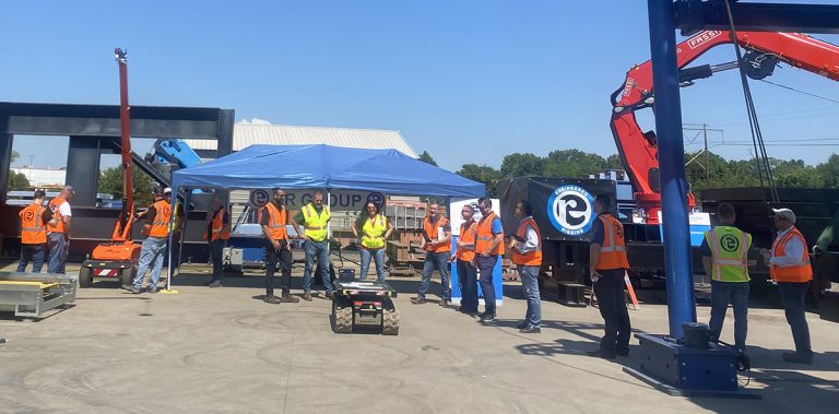 Field demo at ER Heavy Lifting Showcase.