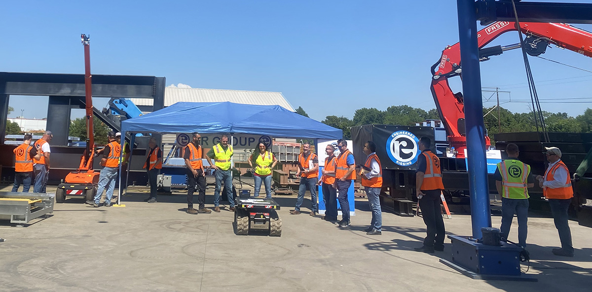 Field demo at ER Heavy Lifting Showcase.