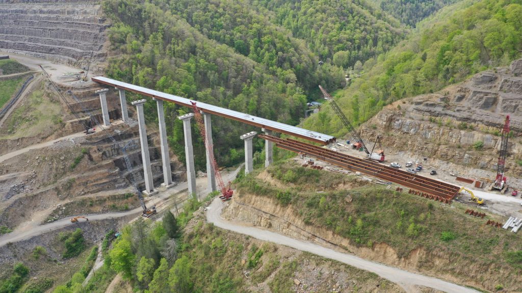 Birdseye view of the Pond Creek Bridge project.