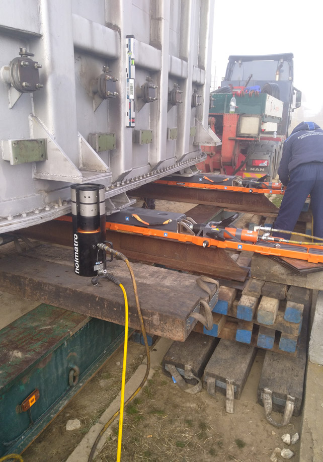 ring-climbing_0001_slide 02